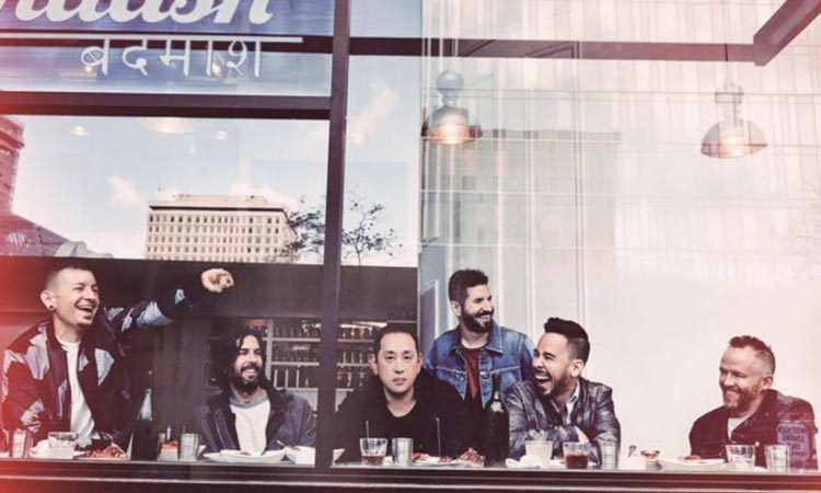 Linkin Park สร้างสถิติใหม่ด้วยการพาเพลงกลับมาติดชาร์ดอีกครั้งถึง 23 เพลง