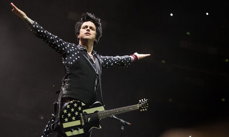 Billie Joe Armstrong แห่งวง Green Day แชร์ภาพตอน 5 ขวบในสตูดิโอที่ใช้ทำอัลบั้ม Dookie