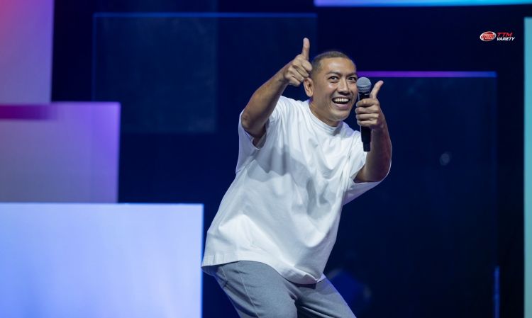 สุข ซึ้ง ฮาไม่พัก! “ป๋อมแป๋ม” โชว์สแตนด์อัพคอมเมดี้ครั้งแรกในชีวิต ‘เกิด แก่ เจ็บ "ยาย" POMPAM's Stand up Comedy’